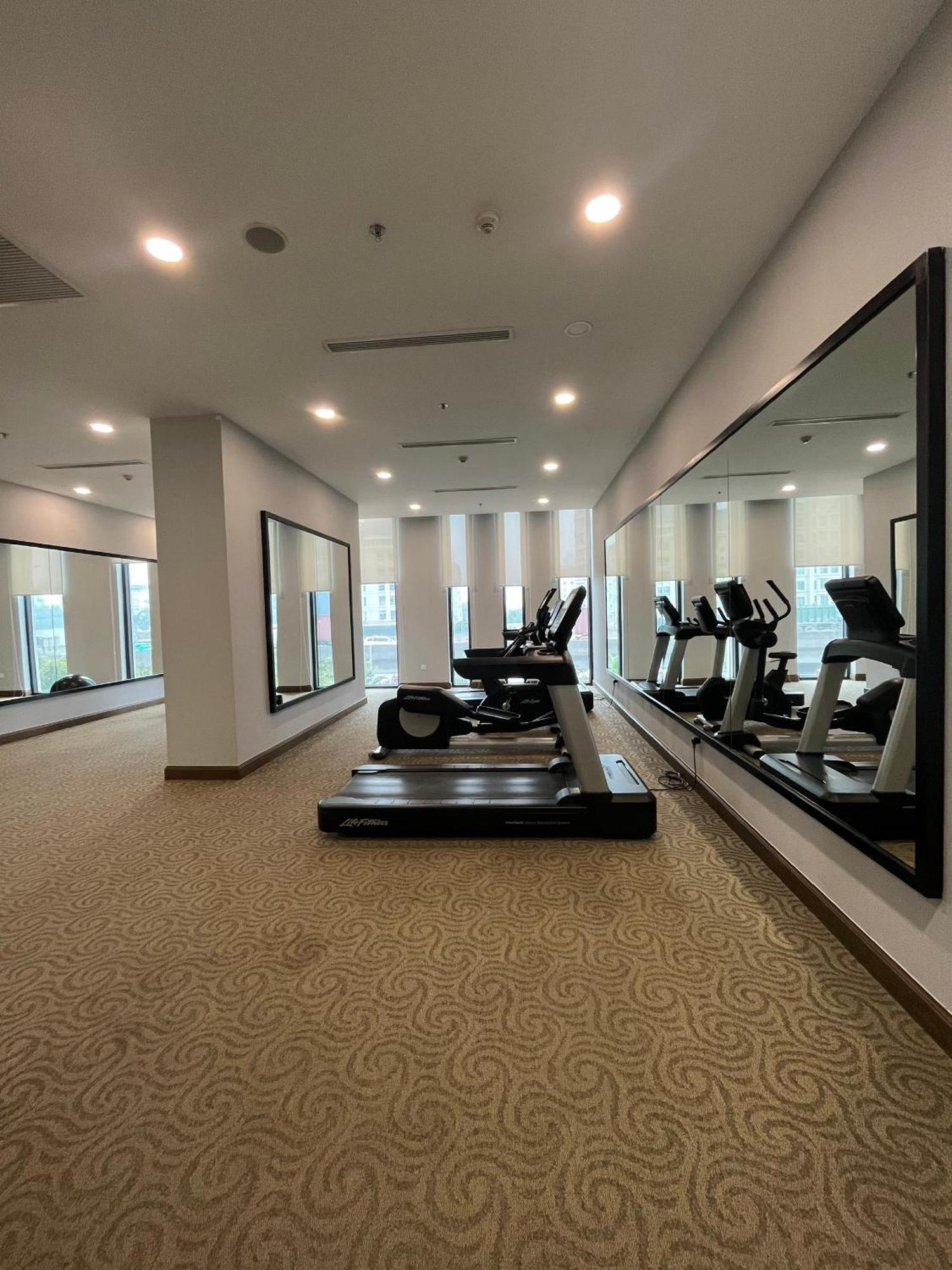 Vinhomes Skylake - 1,2,3 Beds Apartment - Fullhouse/ Spacious Hanoi Buitenkant foto